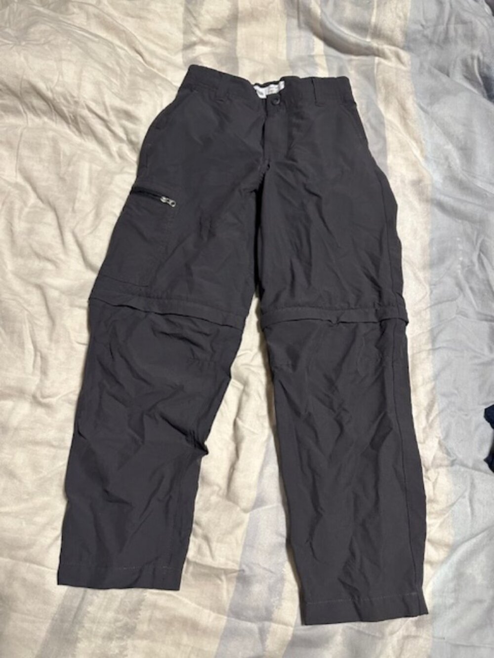MEC Size 8 youth pants
